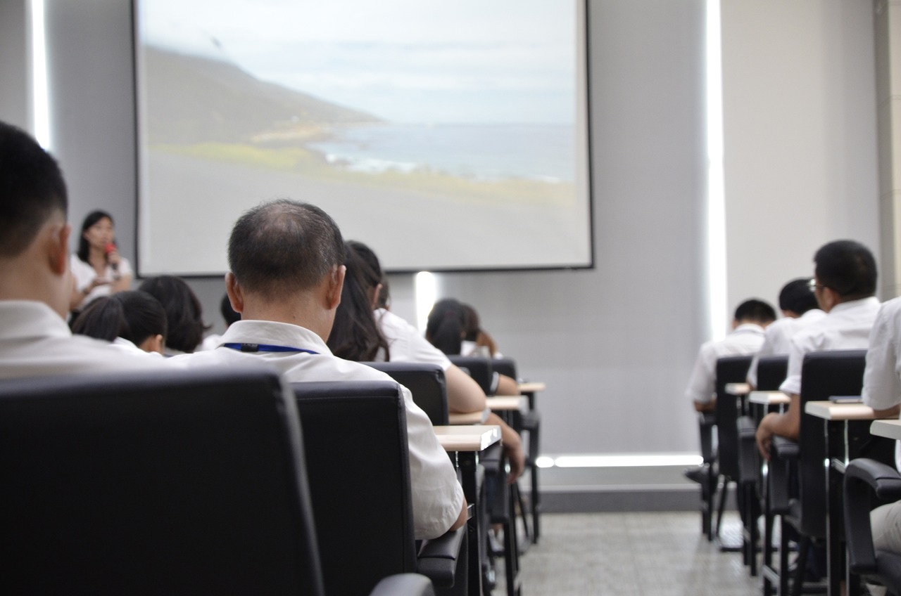 武汉大学生暑期兼职，探索、成长与收获的旅程